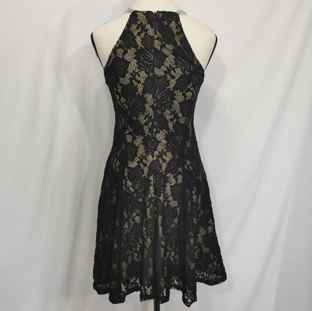 Betsy & Adam Black Lace Fit & Flare Mini Dress Cocktail Size 2 - Picture 4 of 9